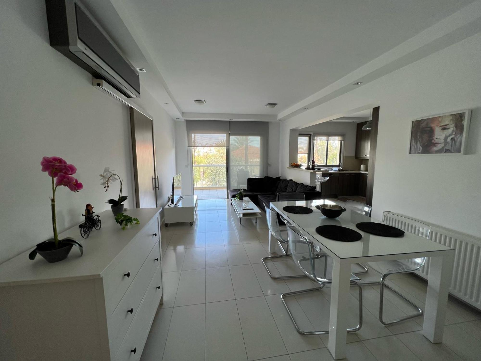 Apartment Majestic Boutique Apartment/2br